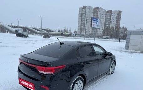 KIA Rio IV, 2018 год, 1 250 000 рублей, 4 фотография