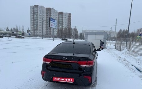 KIA Rio IV, 2018 год, 1 250 000 рублей, 5 фотография