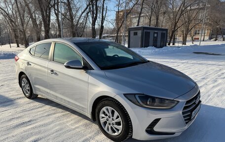 Hyundai Elantra VI рестайлинг, 2019 год, 1 250 000 рублей, 4 фотография