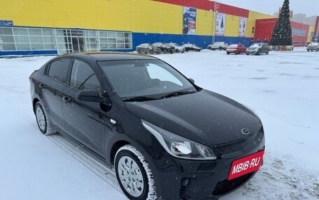 KIA Rio IV, 2018 год, 1 250 000 рублей, 3 фотография