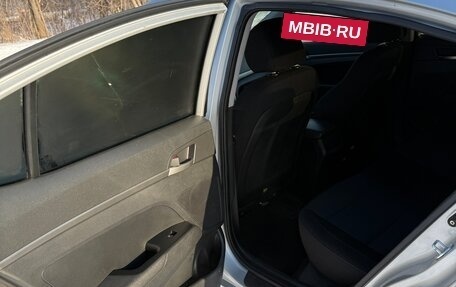 Hyundai Elantra VI рестайлинг, 2019 год, 1 250 000 рублей, 8 фотография