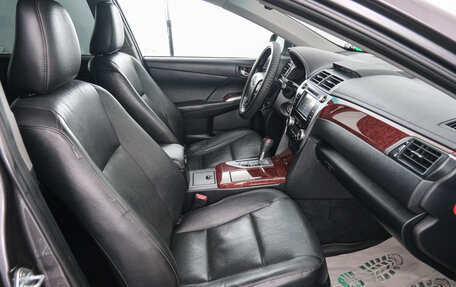 Toyota Camry, 2013 год, 1 999 000 рублей, 14 фотография