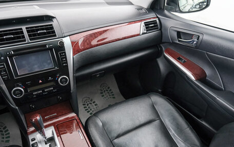 Toyota Camry, 2013 год, 1 999 000 рублей, 12 фотография