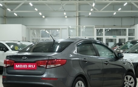 KIA Rio III рестайлинг, 2016 год, 999 000 рублей, 7 фотография