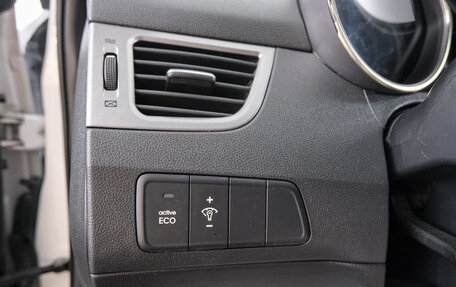 Hyundai Avante, 2011 год, 999 000 рублей, 17 фотография