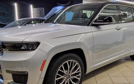 Jeep Grand Cherokee, 2021 год, 8 000 000 рублей, 13 фотография