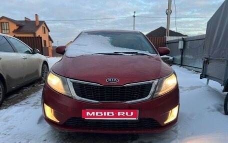 KIA Rio III рестайлинг, 2013 год, 650 000 рублей, 2 фотография