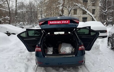 Skoda Superb III рестайлинг, 2017 год, 2 600 000 рублей, 6 фотография