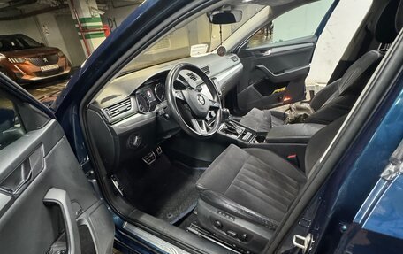 Skoda Superb III рестайлинг, 2017 год, 2 600 000 рублей, 32 фотография