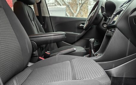 Volkswagen Polo VI (EU Market), 2011 год, 1 050 000 рублей, 28 фотография