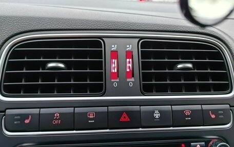 Volkswagen Polo VI (EU Market), 2011 год, 1 050 000 рублей, 36 фотография