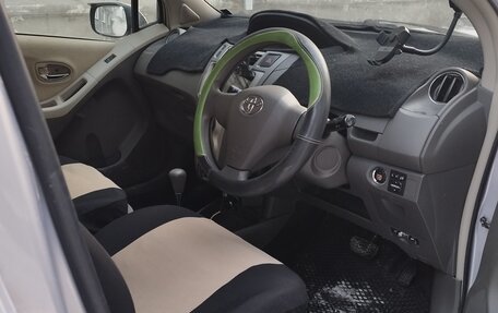 Toyota Vitz, 2010 год, 650 000 рублей, 8 фотография