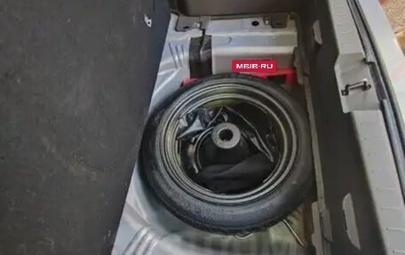 Toyota Vitz, 2010 год, 650 000 рублей, 3 фотография