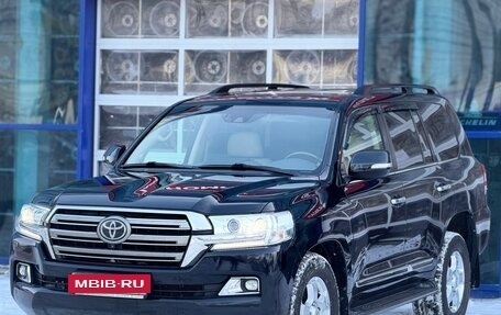 Toyota Land Cruiser 200, 2015 год, 4 600 000 рублей, 2 фотография