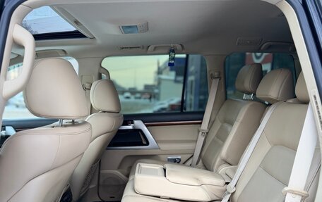 Toyota Land Cruiser 200, 2015 год, 4 600 000 рублей, 21 фотография