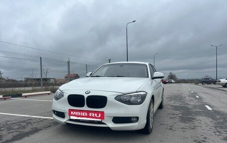 BMW 1 серия, 2011 год, 1 050 000 рублей, 8 фотография