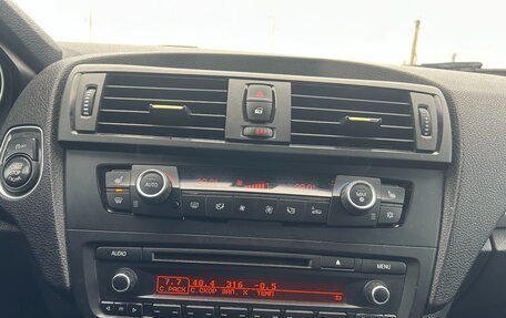 BMW 1 серия, 2011 год, 1 050 000 рублей, 11 фотография