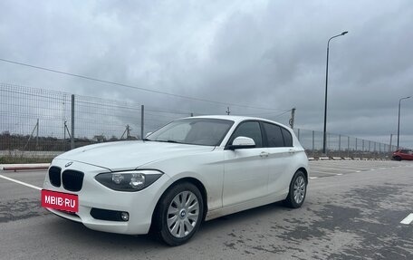 BMW 1 серия, 2011 год, 1 050 000 рублей, 7 фотография