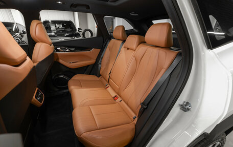 Geely Atlas, 2025 год, 3 200 000 рублей, 13 фотография