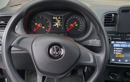 Volkswagen Polo VI (EU Market), 2016 год, 1 400 000 рублей, 5 фотография