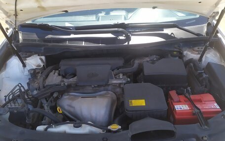 Toyota Camry, 2012 год, 1 650 000 рублей, 6 фотография