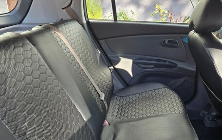 KIA Rio II, 2010 год, 600 000 рублей, 9 фотография