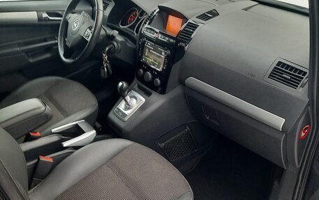 Opel Zafira B, 2011 год, 880 000 рублей, 16 фотография