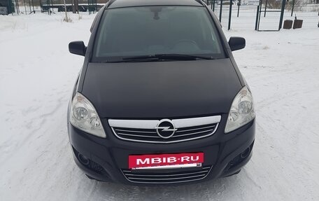 Opel Zafira B, 2011 год, 880 000 рублей, 2 фотография