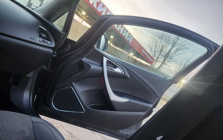 Opel Astra J, 2011 год, 550 000 рублей, 7 фотография