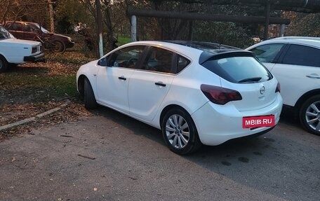 Opel Astra J, 2011 год, 550 000 рублей, 8 фотография