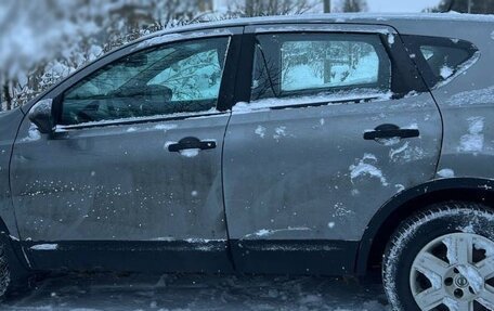 Nissan Qashqai, 2011 год, 690 000 рублей, 3 фотография