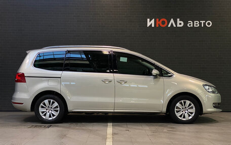 Volkswagen Sharan II, 2011 год, 1 435 000 рублей, 4 фотография