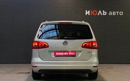 Volkswagen Sharan II, 2011 год, 1 435 000 рублей, 6 фотография
