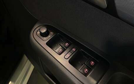 Volkswagen Sharan II, 2011 год, 1 435 000 рублей, 17 фотография