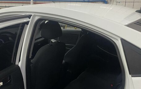 Hyundai Solaris II рестайлинг, 2013 год, 700 000 рублей, 18 фотография