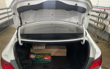 Hyundai Solaris II рестайлинг, 2013 год, 700 000 рублей, 14 фотография