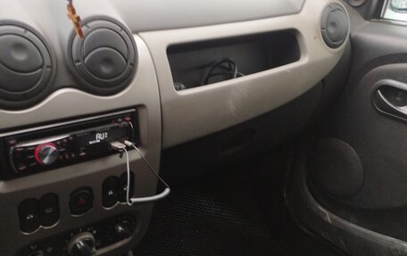 Renault Logan I, 2010 год, 350 000 рублей, 6 фотография