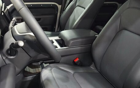 Land Rover Defender II, 2025 год, 14 990 000 рублей, 10 фотография