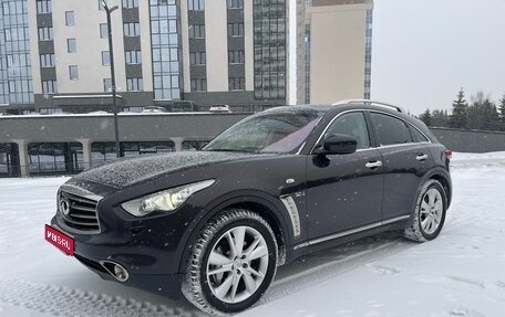 Infiniti QX70, 2014 год, 2 280 000 рублей, 1 фотография