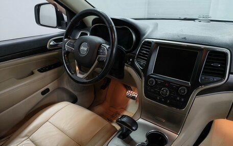Jeep Grand Cherokee, 2013 год, 2 010 000 рублей, 10 фотография