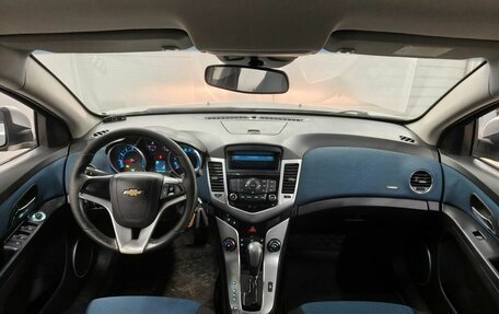 Chevrolet Cruze II, 2011 год, 561 000 рублей, 11 фотография
