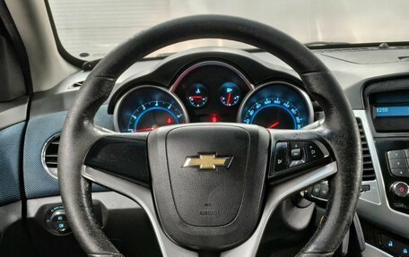 Chevrolet Cruze II, 2011 год, 561 000 рублей, 12 фотография