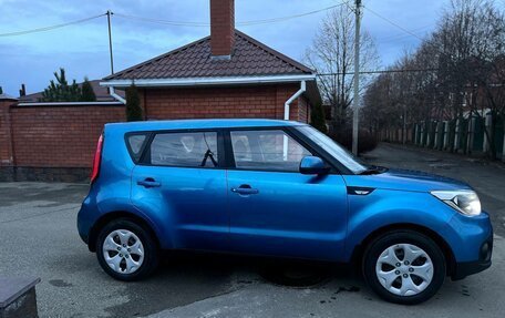 KIA Soul II рестайлинг, 2018 год, 1 200 000 рублей, 4 фотография