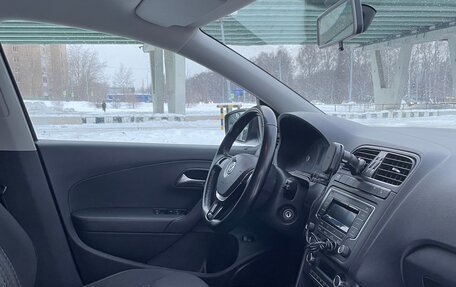 Volkswagen Polo VI (EU Market), 2017 год, 1 300 000 рублей, 9 фотография