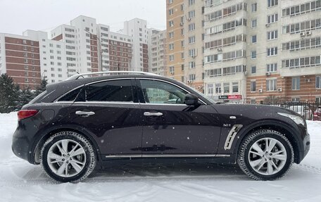 Infiniti QX70, 2014 год, 2 280 000 рублей, 4 фотография
