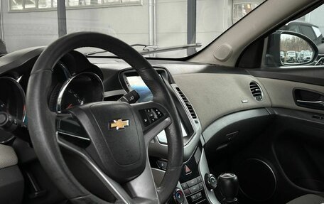 Chevrolet Cruze II, 2009 год, 699 900 рублей, 5 фотография