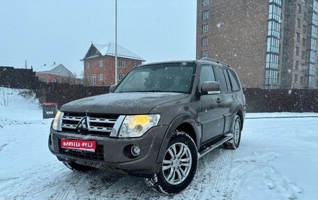 Mitsubishi Pajero IV, 2012 год, 2 700 000 рублей, 1 фотография