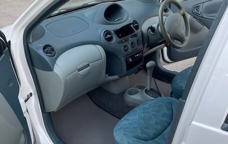 Toyota Vitz, 2000 год, 420 000 рублей, 12 фотография