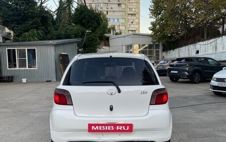 Toyota Vitz, 2000 год, 420 000 рублей, 6 фотография