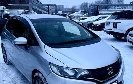 Honda Fit III, 2015 год, 1 070 000 рублей, 2 фотография